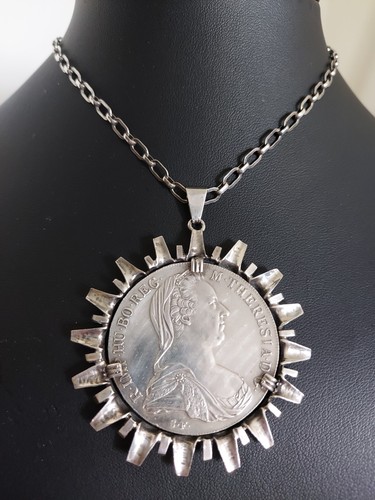 Antique vintage 1780 maria - antique,