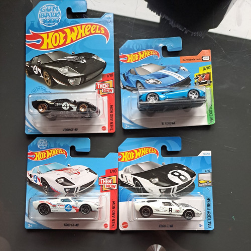 Hot wheels ford - gt-40,
