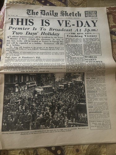Ww2 day newspaper may - ve,