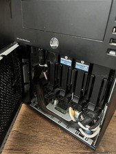 HP MicroServer N40L ,8GB RAM, GEN 7, CADDIES / KEY INCLUDED