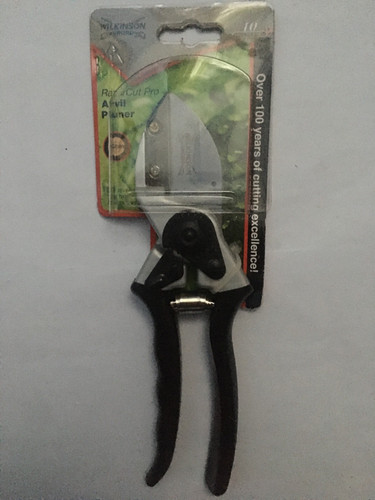 Wilkinson sword razor - sword-razor, cut