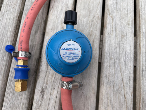 Camping gaz regulator - regulator, and