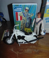 EVEL KNIEVEL STUNT CYCLE
