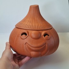 HUGE Vintage Face Pot Onion
