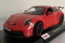 Maisto Special Edition 1:18 Scale Porsche 911 GT3 in Red Diecast Model Car