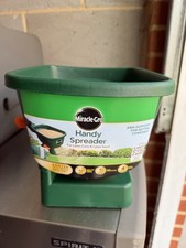 Miracle Gro Handy Spreader for