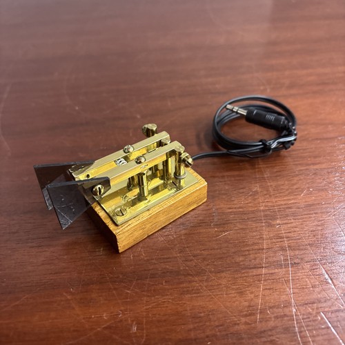 Vintage golden keyer - vintage,