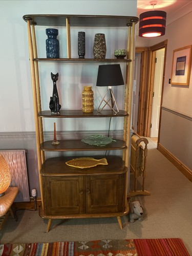 Ercol giraffe shelving display - giraffe,