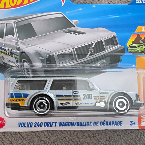 Hot wheels volvo 240 - wheels, drift