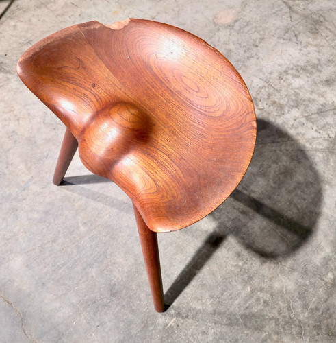 Three legged teak milking - teak,