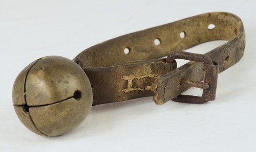 Vintage brass goat ball - ball, bell