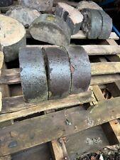 RECLAIMED HALF-MOON COPING STONES