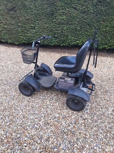 Electric golf buggy - buggy, powerhouse