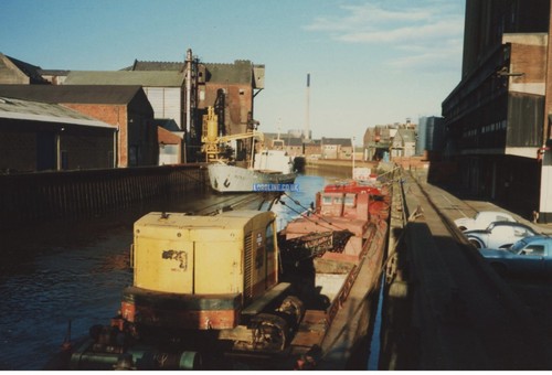 Hull memory lane river - lane:,