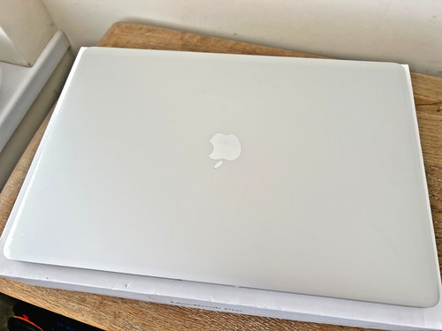 Apple macbook pro - apple,