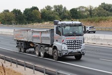 Truck Photo Mercedes-Benz