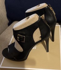 Michael Kors Ladies Size 5