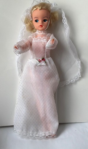 Vintage sindy doll size - vintage,