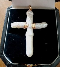 14ct not 9ct Large Baroque Pearl Cross Pendant. ***NEW***
