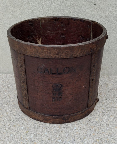 Victorian grain measure - ,