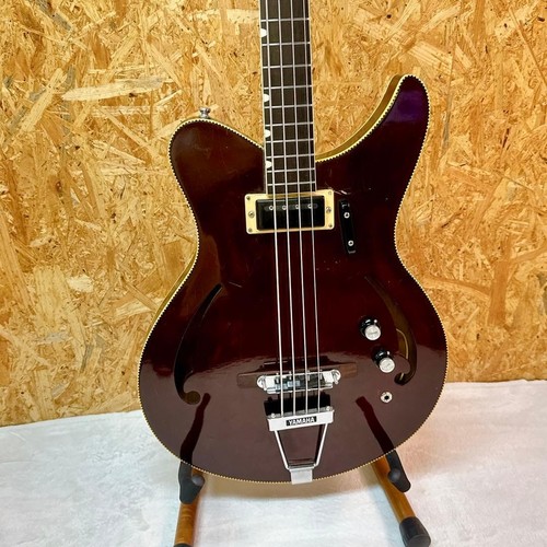 Yamaha semi hollow bass - yamaha,
