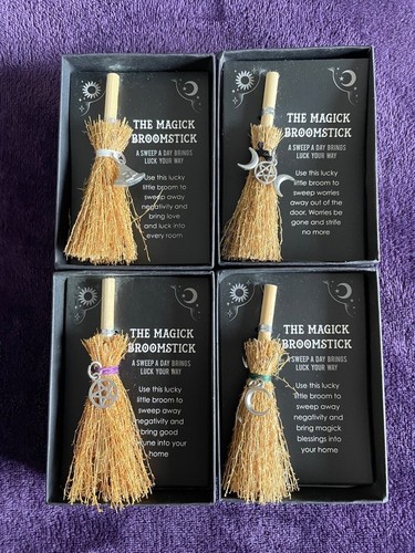 Mini magick broomstick triple - magick,