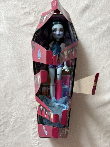 Monster high buried secrets - monster,