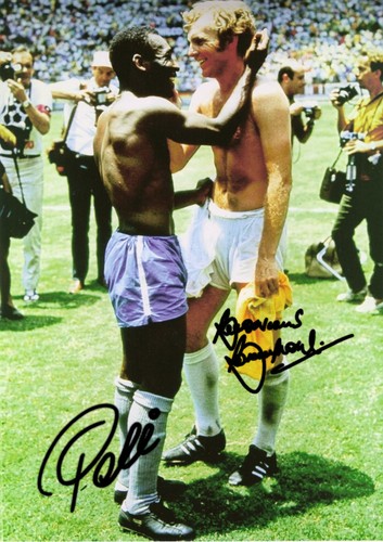 Framed photo signed by - a4,