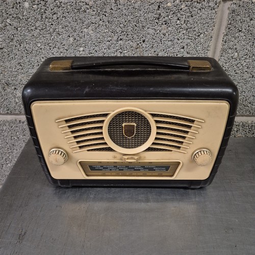 Ultra coronation valve - ultra, radio