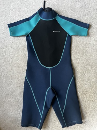 Mountain warehouse beach - mountain,