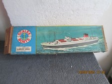 TRIANG  SCALEX  CARGO SHIP  'OCEAN TRADER'   ELECTRIC   (436S) see des.