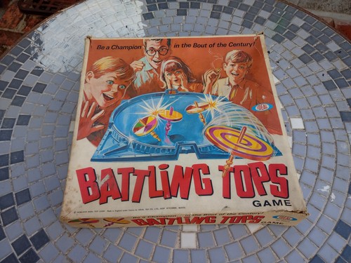 Vintage 1968 battling tops - 1968,