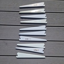 White Shelf Spur Brackets