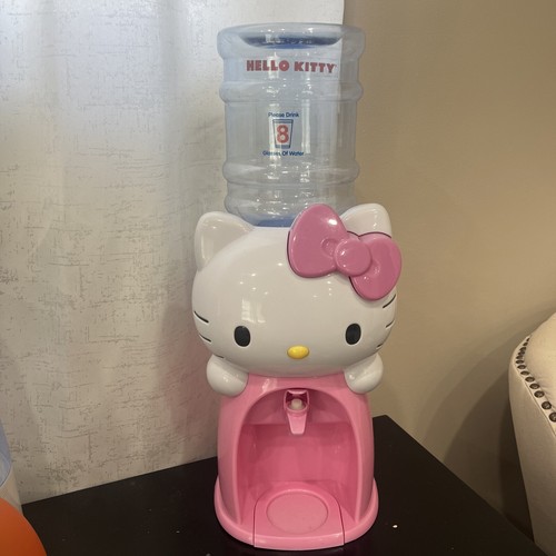 Vintage hello kitty water - hello,
