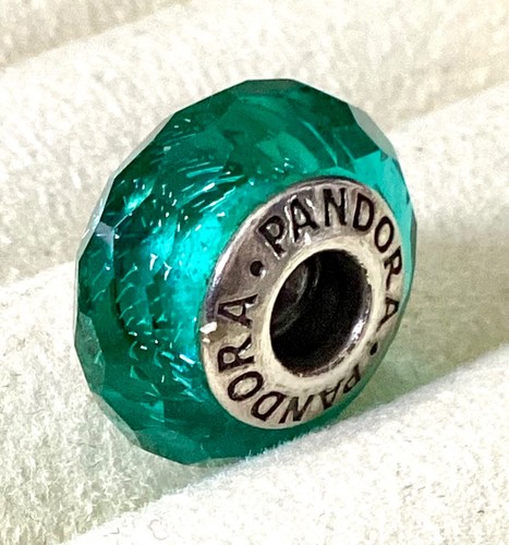 Pandora murano glass green - glass,