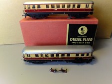 Trix Twin HO 20/58 2 coach unit reversing lights "Foreign" on box label.