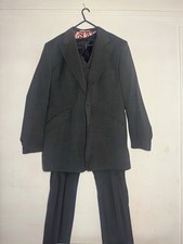 William Hunt 3 Piece Suit 44R