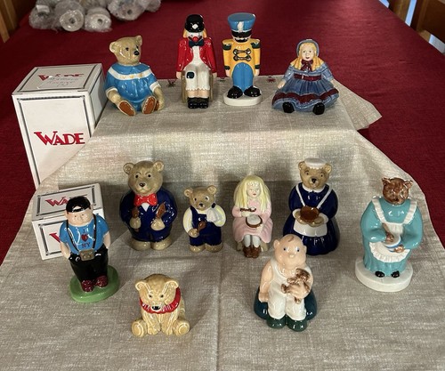 Wade figures job - 12, lot