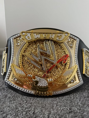 Wwe raw spinner - wwe,