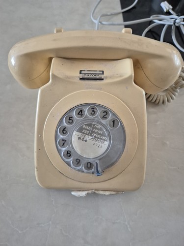 Vintage cream mustard 746 - vintage,