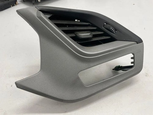 Bmw f40 dashboard air vents - f40,