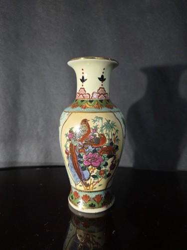 Vintage chinese porcelain vase - vintage,
