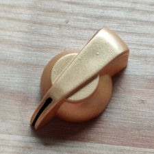 New NOS Gold Chicken Head Amp Guitar Volume Tone 6.5mm Solid Shaft Grub Screw