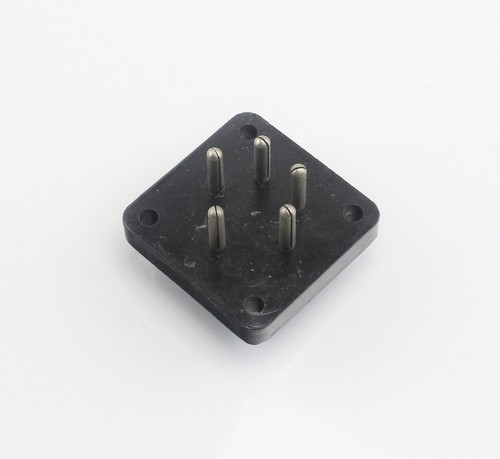 Plug type 414 10h - 10h/2105, 5