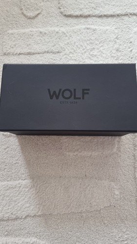 Wolf watch box cork - box,