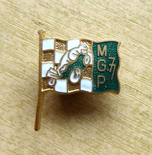 1977 MANX GRAND PRIX MGP ISLE OF MAN BADGE - IoM MANX T.T. RACES