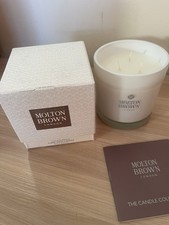 Molton Brown Co o & Sandalwood