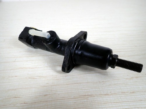 Master brake cylinder for - brake,