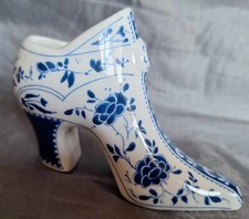 Rare 1994. Princess Royale by Compton & Woodhouse. Miniature Shoe.Bone China.