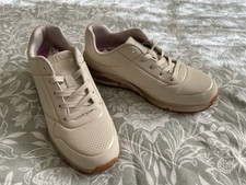 Sketchers Street Los Angeles Trainers *Size 3* Worn once, fantastic condition.